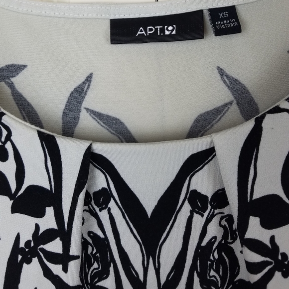 Apt 9 summer dress size XS - Picture 4 of 6